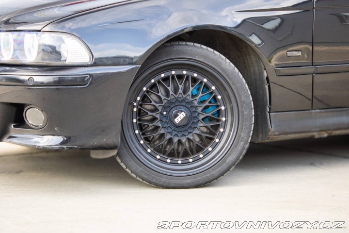BMW M5 530d M/T, 142kW, M5, 5d. 2001