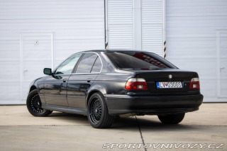 BMW M5 530d M/T, 142kW, M5, 5d. 2001