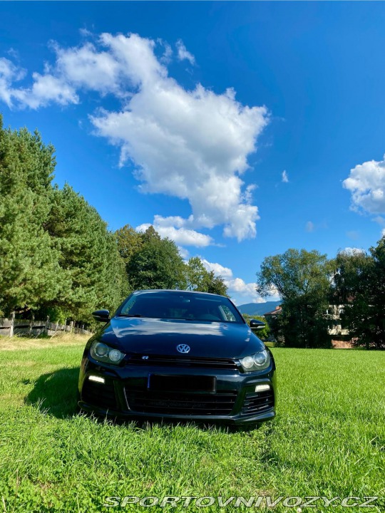 Volkswagen Scirocco R 2011