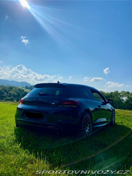 Volkswagen Scirocco R 2011