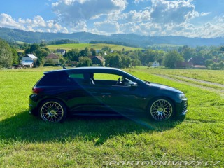 Volkswagen Scirocco R 2011