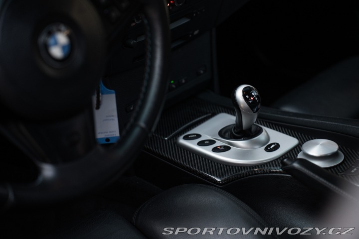 BMW M5 E60 V10 2005