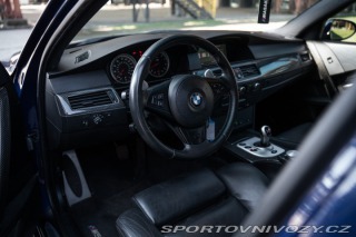 BMW M5 E60 V10 2005