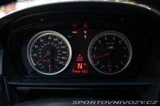 BMW M5 E60 V10 2005