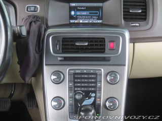 Volvo S60 T5 2011