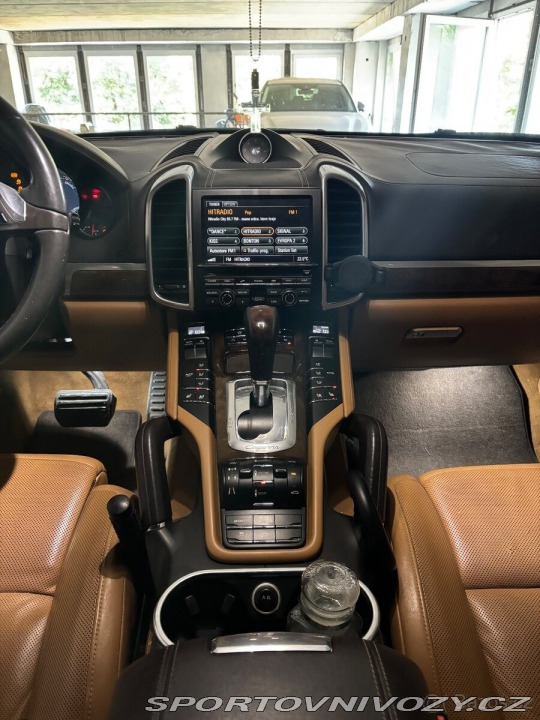 Porsche Cayenne 4,8   V8 , Panorama,Bose 2011