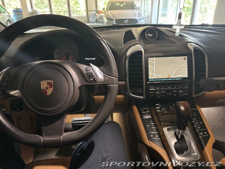 Porsche Cayenne 4,8 V8 , Panorama,Bose 2011