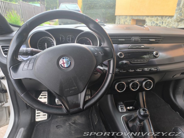 Alfa Romeo Giulietta  2010