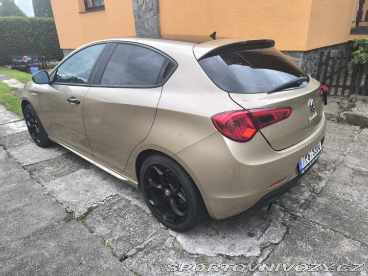 Alfa Romeo Giulietta  2010