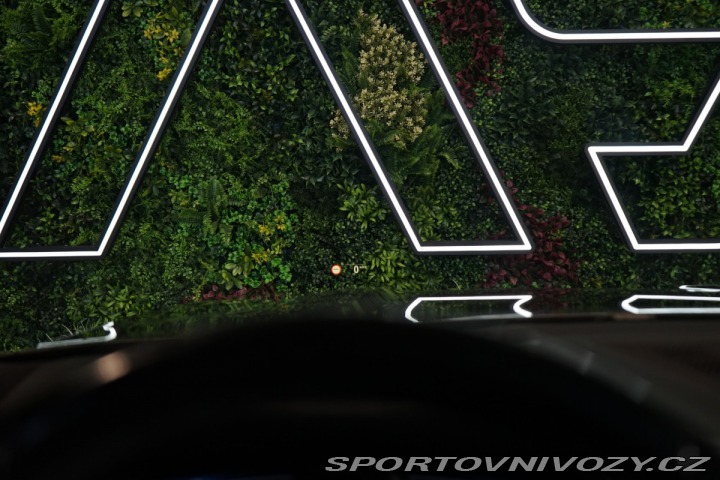 BMW X7 M50i*6-MÍST*NEZ.TOP*ZÁRUK 2022
