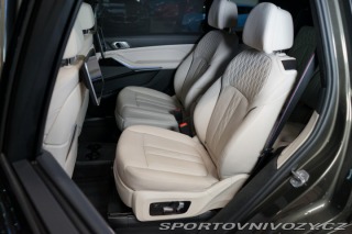 BMW X7 M50i*6-MÍST*NEZ.TOP*ZÁRUK 2022