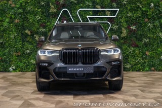 BMW X7 M50i*6-MÍST*NEZ.TOP*ZÁRUK 2022