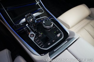 BMW X7 M50i*6-MÍST*NEZ.TOP*ZÁRUK 2022