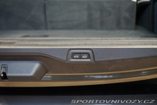 BMW X7 M50i*6-MÍST*NEZ.TOP*ZÁRUK 2022