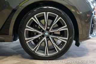 BMW X7 M50i*6-MÍST*NEZ.TOP*ZÁRUK 2022
