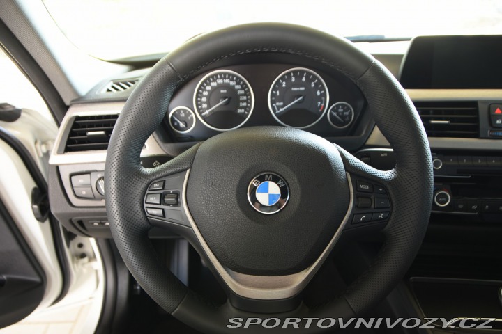 BMW 3 340xi manuál 2017