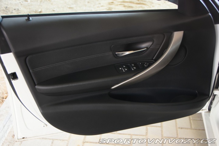 BMW 3 340xi manuál 2017