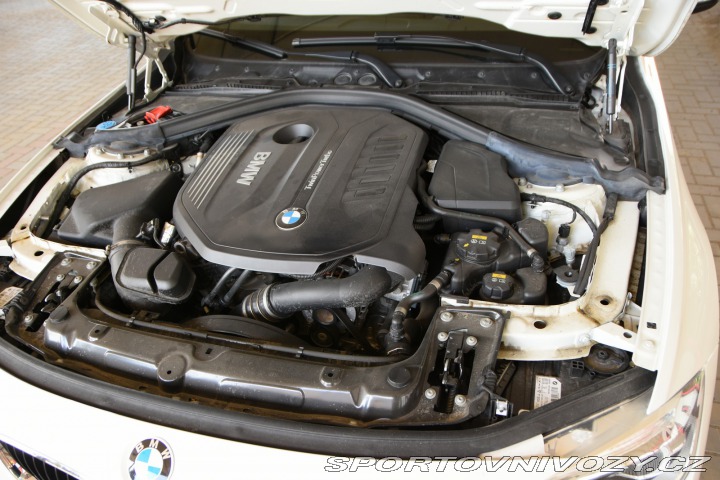 BMW 3 340xi manuál 2017