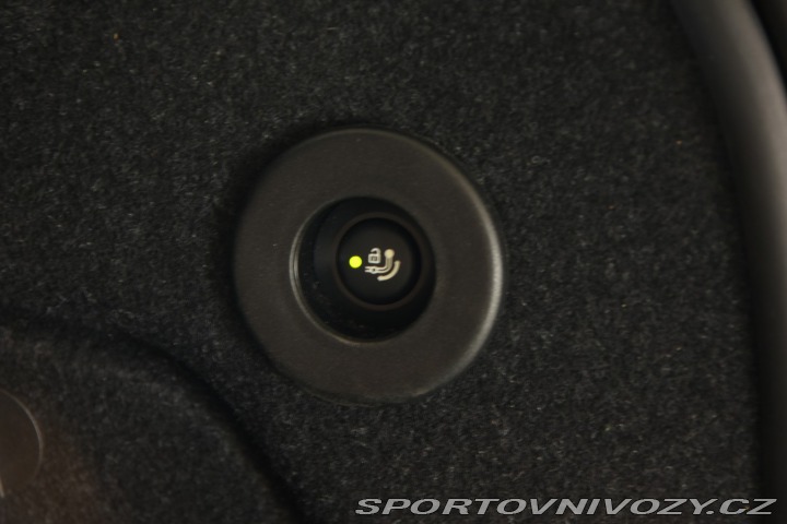 BMW 3 340xi manuál 2017