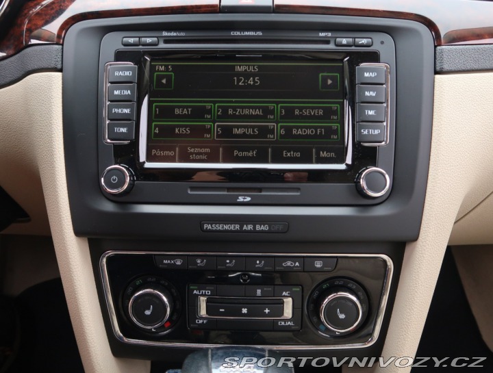 Škoda Superb Elegance 3.6 FSI V6 2011