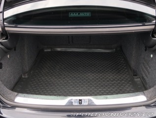 Škoda Superb Elegance 3.6 FSI V6 2011