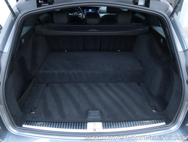 Mercedes-Benz E AMG Paket E 300 de 4MATIC 2022