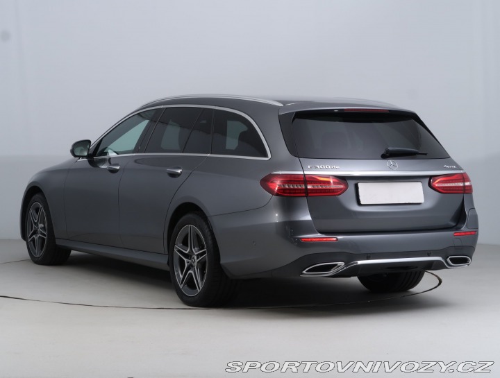 Mercedes-Benz E AMG Paket E 300 de 4MATIC 2022