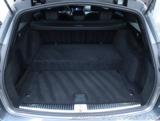 Mercedes-Benz E AMG Paket E 300 de 4MATIC 2022