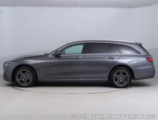 Mercedes-Benz E AMG Paket E 300 de 4MATIC 2022