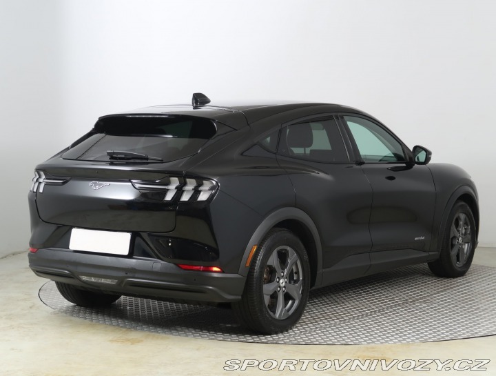 Ford Mustang Mach-E  Standard Range RW 2022