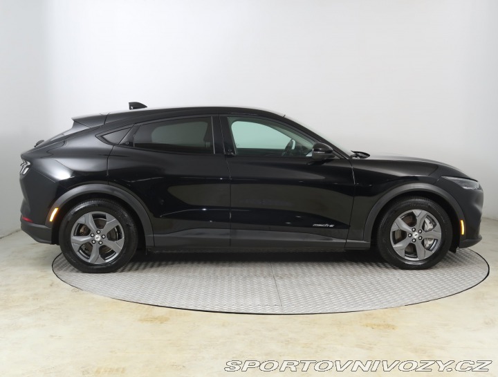 Ford Mustang Mach-E  Standard Range RW 2022