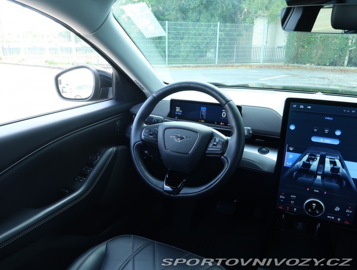 Ford Mustang Mach-E  Standard Range RW 2022