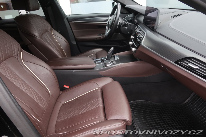 BMW 5 M Sport 540i xDrive 2021