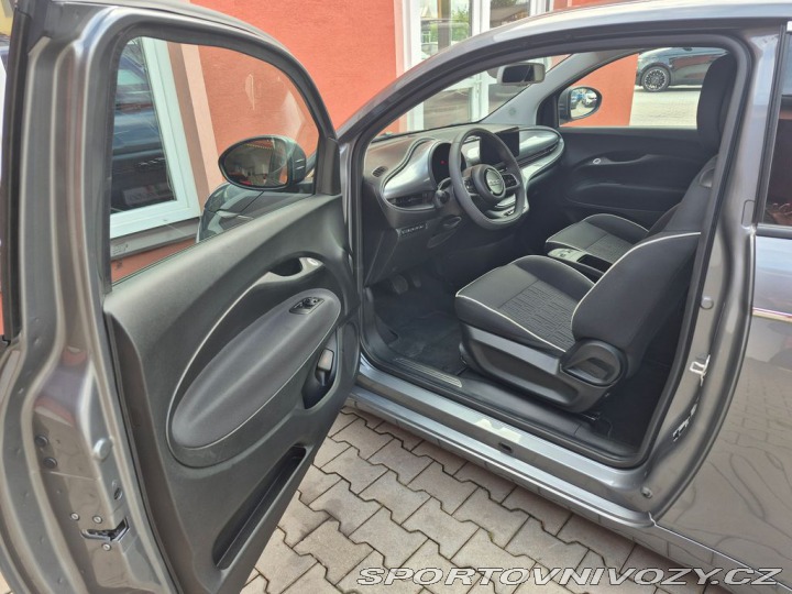 Fiat 500 500e 3+1 42 kWh SOH 100% 2023