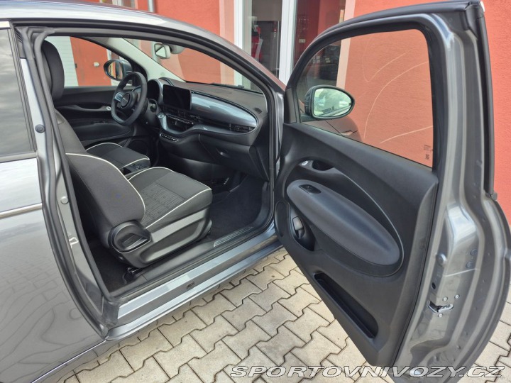 Fiat 500 500e 3+1 42 kWh SOH 100% 2023