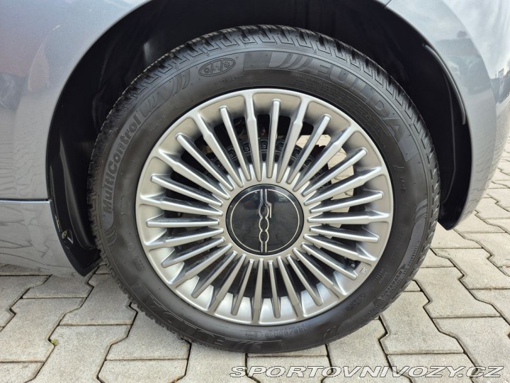 Fiat 500 500e 3+1 42 kWh SOH 100% 2023