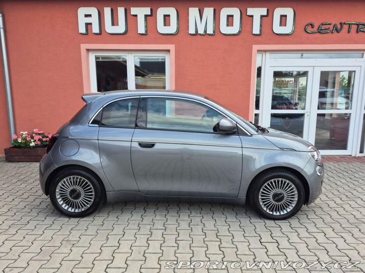 Fiat 500 500e 3+1 42 kWh SOH 100% 2023
