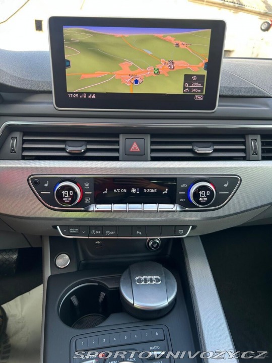 Audi A4 Avant B8 quattro 140 kW 2018
