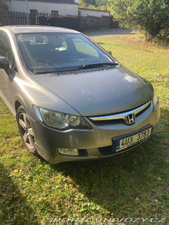 Honda Civic 1,8   103kw 2007 2007