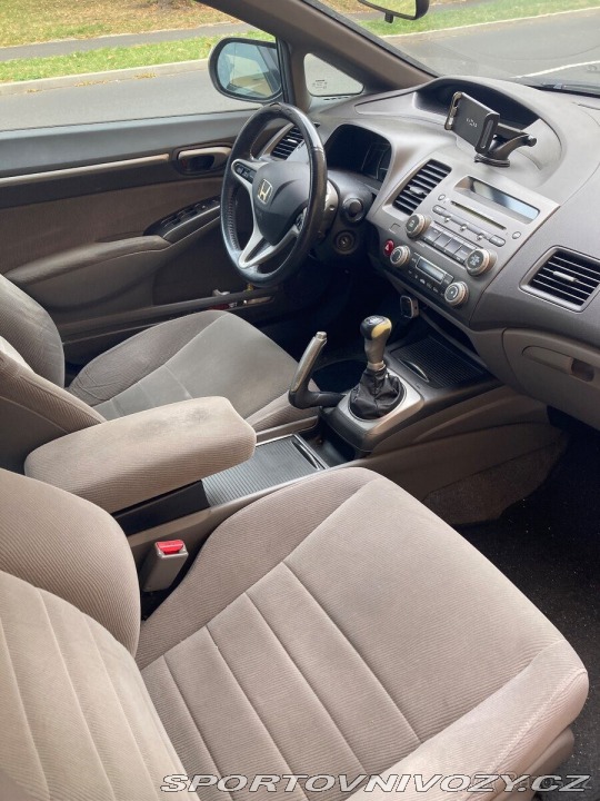 Honda Civic 1,8   103kw 2007 2007
