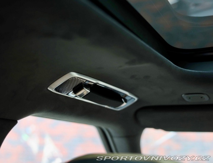 Ostatní značky Ostatní modely Land Rover Range Rover Sport  P550e 3.0 V6 AUTOBIOGRAP 2023