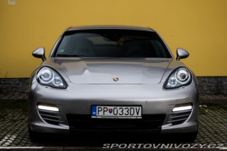 Porsche Panamera 4 2010