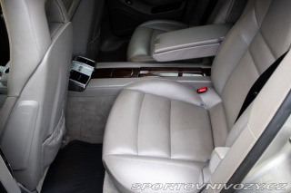 Porsche Panamera 4 2010