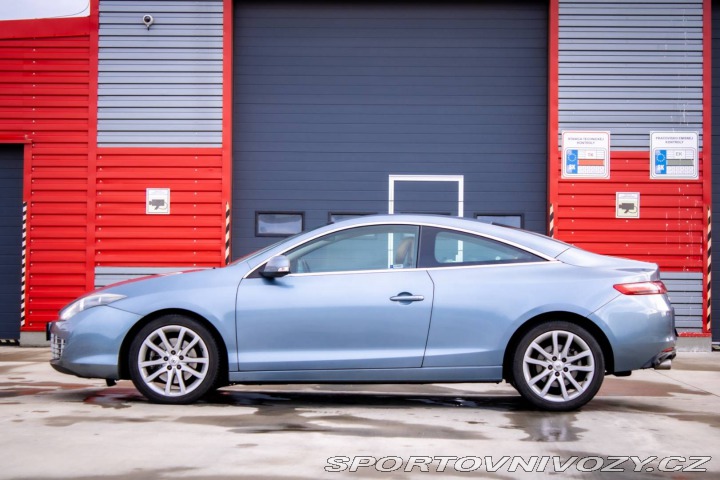 Renault Laguna Coupé Coupé 3.0DCi V6 2010 AT/ 2010