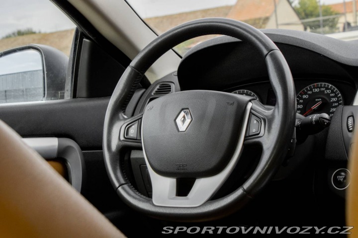Renault Laguna Coupé Coupé 3.0DCi V6 2010 AT/ 2010