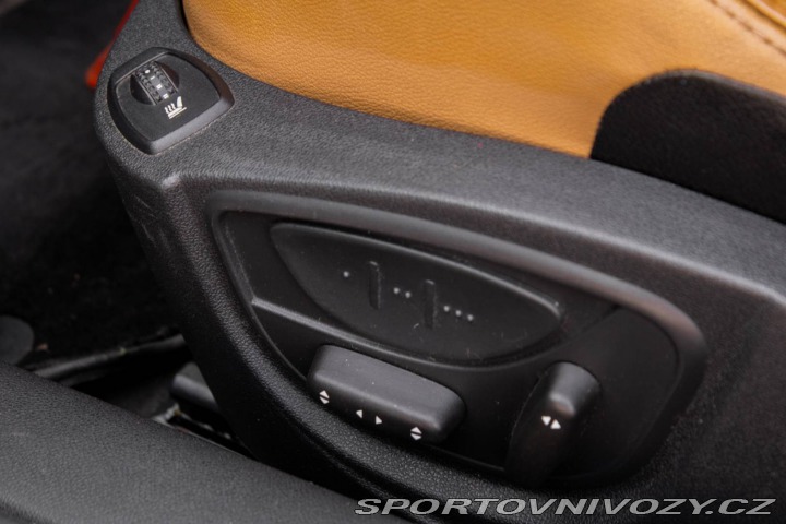 Renault Laguna Coupé Coupé 3.0DCi V6 2010 AT/ 2010