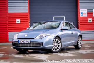Renault Laguna Coupé Coupé 3.0DCi V6 2010 AT/ 2010