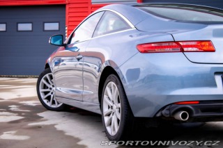 Renault Laguna Coupé Coupé 3.0DCi V6 2010 AT/ 2010