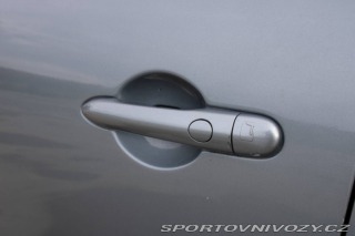 Renault Laguna Coupé Coupé 3.0DCi V6 2010 AT/ 2010
