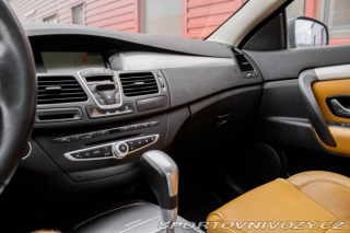 Renault Laguna Coupé Coupé 3.0DCi V6 2010 AT/ 2010